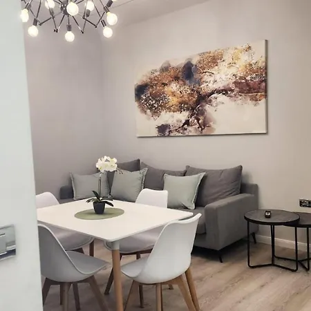 Apartment P 53 *